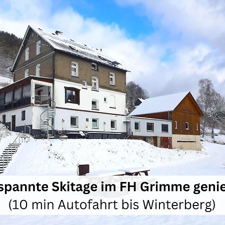 Ferienhaus Grimme - 350M2, 18 Betten - Mit Indoorspielplatz, Pool, Grosser Terrasse, Grill, Sauna, Kicker, Dart, Uvm - Ideal Fuer Familien Schmallenberg Bagian luar foto